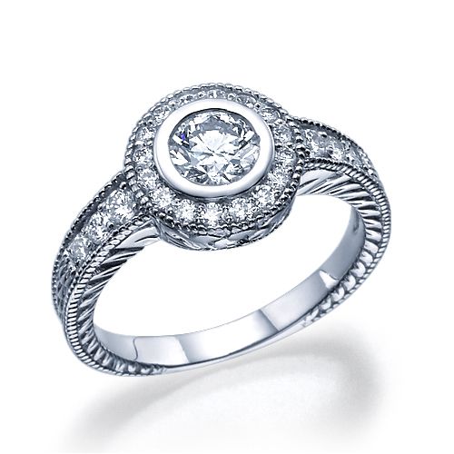 טבעת אירוסין וינטג' יוקרתית בשיבוץ יהלומים 0.81 קראט