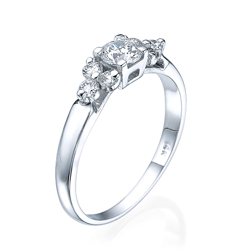 טבעת 3 יהלומים "אן" מרהיבה ומעוצבת