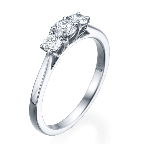טבעת 3 יהלומים 0.50 קראט בעיצוב עדין