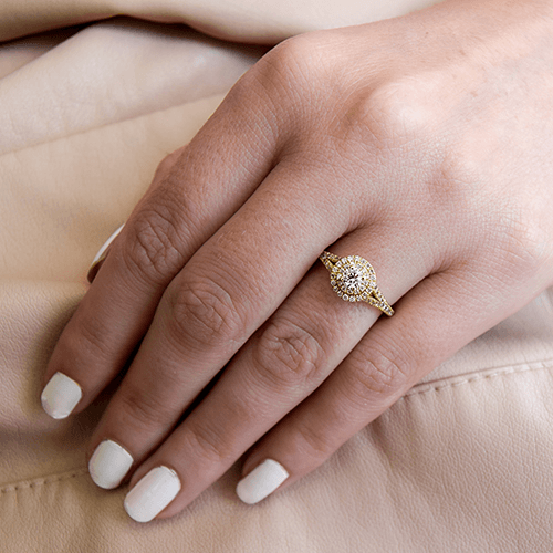 טבעת אירוסין "דאבל היילו" עגולה 0.65 קראט זהב צהוב
