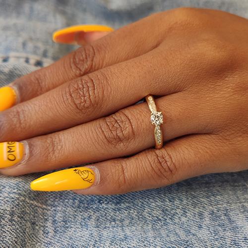 טבעת אירוסין זהב צהוב "מליסה" 0.35 קראט יהלומים